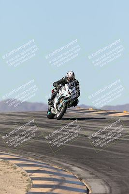 media/Dec-07-2025-CVMA (Sun) [[3e7d2de5dc]]/Race 7-Formula Lightweight Twins Shootout/